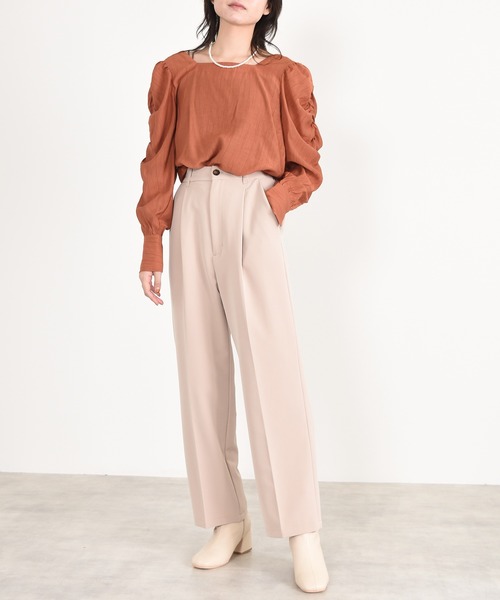 w closet（ダブルクローゼット）の「ハイウエストスラックスパンツ（スラックス・レディース・ブルーグレー/チャコール/ベージュ・マルチサイズ）」の4枚目の写真