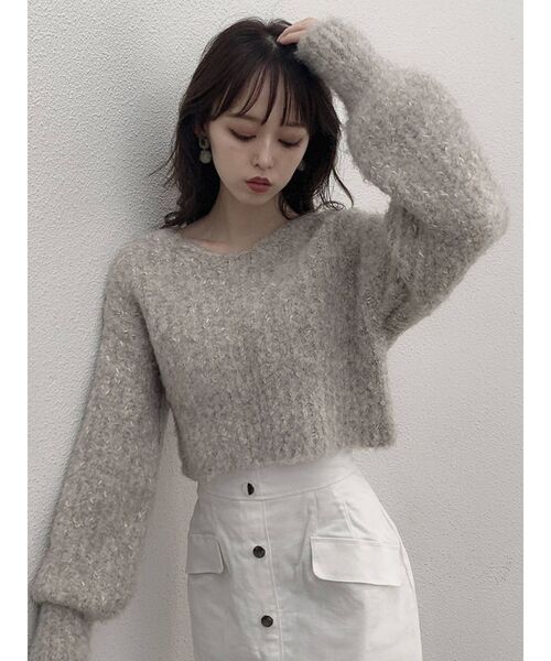 dazzlin（ダズリン）の「シュガークロップドニットトップス（ニット/セーター・レディース・ベージュ/グレー/ピンク/ブルー・FREE）」の2枚目の写真