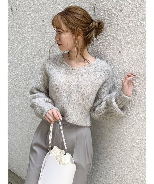 dazzlin（ダズリン）の「シュガークロップドニットトップス（ニット/セーター・レディース・ベージュ/グレー/ピンク/ブルー・FREE）」の13枚目の写真