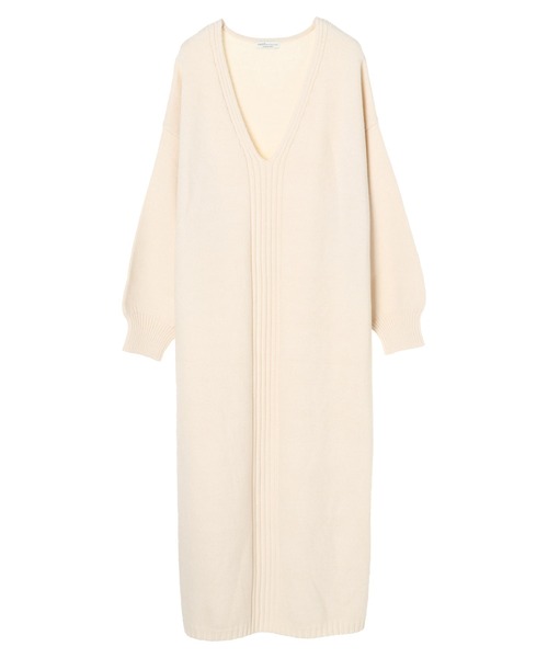 earth music&ecology（アースミュージックアンドエコロジー）の「【WEB限定】Vネックロングニットワンピース ＊（ワンピース・レディース・ライトグレー/グレー/グリーン/アイボリー・FREE）」の15枚目の写真