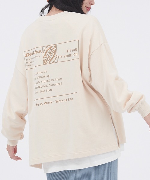 Dickies(ディッキーズ)の「Dickies/ディッキーズ 刺繍ロゴ裏毛クルーネック/バックプリント 長袖カットソー スリット チュニック(Tシャツ/カットソー・レディース・グリーン/ブラック系その他/オフホワイト/ブラック/ホワイト系その他/グリーン系その他・M/L)」の3枚目の写真