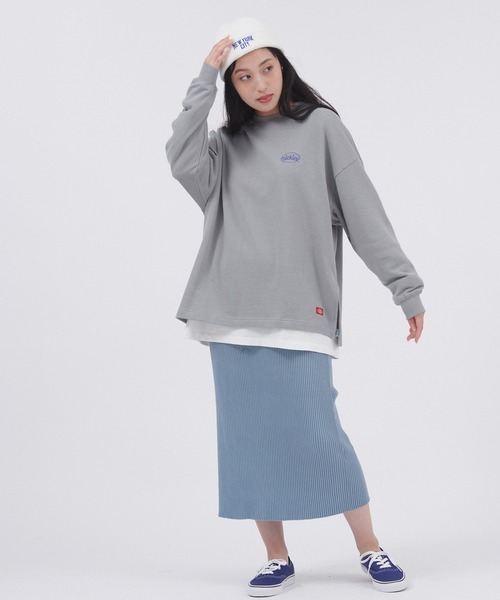 Dickies(ディッキーズ)の「Dickies/ディッキーズ 刺繍ロゴ裏毛クルーネック/バックプリント 長袖カットソー スリット チュニック(Tシャツ/カットソー・レディース・グリーン/ブラック系その他/オフホワイト/ブラック/ホワイト系その他/グリーン系その他・M/L)」の11枚目の写真
