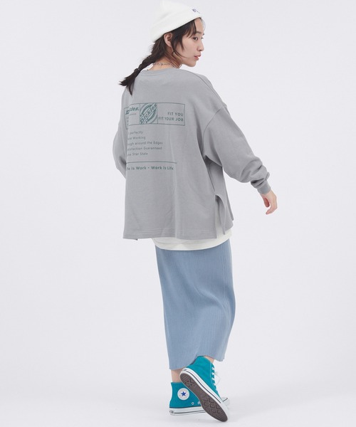 Dickies(ディッキーズ)の「Dickies/ディッキーズ 刺繍ロゴ裏毛クルーネック/バックプリント 長袖カットソー スリット チュニック(Tシャツ/カットソー・レディース・グリーン/ブラック系その他/オフホワイト/ブラック/ホワイト系その他/グリーン系その他・M/L)」の16枚目の写真