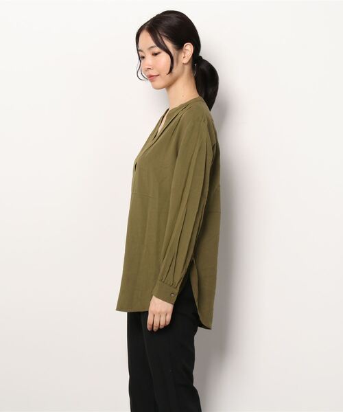 GAP(ギャップ)の「ポップオーバー チュニックシャツ(シャツ/ブラウス・レディース・ホワイト/ブラック/Olive ・XS/S/M/L/XXS)」の5枚目の写真