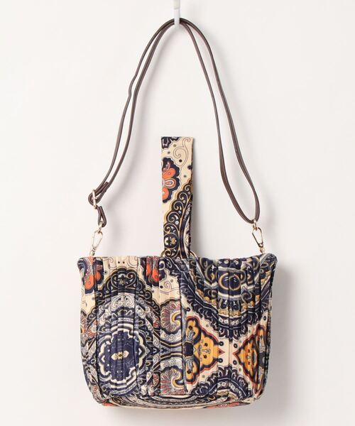 NATURAL BEAUTY BASIC(ナチュラルビューティーベーシック)の「プリーツワンハンドルミニBag(ショルダーバッグ・レディース・レッド/ダークブルー・フリ-)」の8枚目の写真