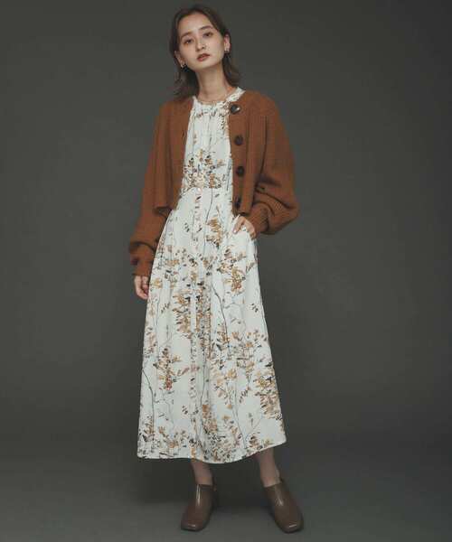 SENSE OF PLACE by URBAN RESEARCH（センスオブプレイスバイアーバンリサーチ）の「リーフプリントウエストタックワンピース（ワンピース・レディース・ブラック系その他/ホワイト系その他・ONE）」の3枚目の写真