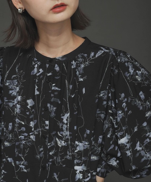 SENSE OF PLACE by URBAN RESEARCH（センスオブプレイスバイアーバンリサーチ）の「リーフプリントウエストタックワンピース（ワンピース・レディース・ブラック系その他/ホワイト系その他・ONE）」の10枚目の写真