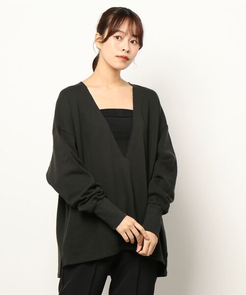 OUVRAGE CLASSE(ウヴラージュクラス)の「ディープVネックプルオーバー(スウェット・レディース・チャコールグレー/アイボリー・FREE)」の8枚目の写真