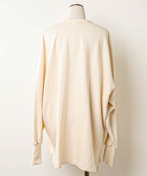 OUVRAGE CLASSE(ウヴラージュクラス)の「ディープVネックプルオーバー(スウェット・レディース・チャコールグレー/アイボリー・FREE)」の15枚目の写真