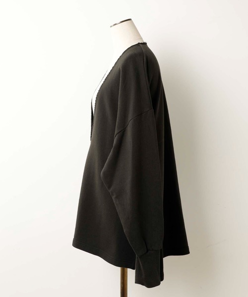 OUVRAGE CLASSE(ウヴラージュクラス)の「ディープVネックプルオーバー(スウェット・レディース・チャコールグレー/アイボリー・FREE)」の18枚目の写真