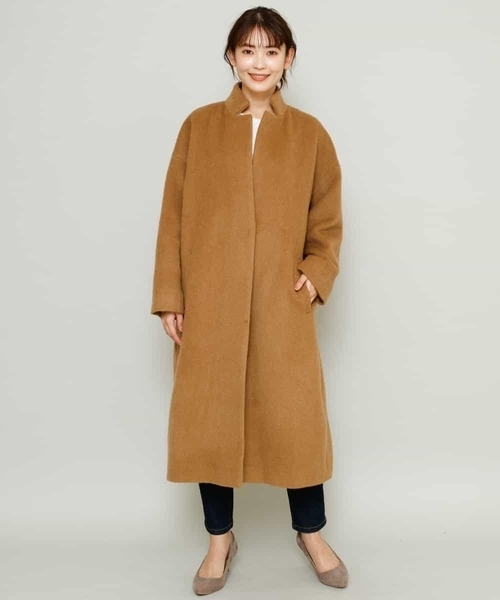 a.v.v（アーヴェヴェ）の「【a.v.v Charme】スタンドカラーシャギーロングコート（ピーコート・レディース・サンドベージュ・38/40/36）」の6枚目の写真