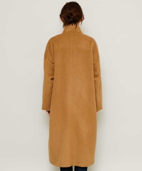 a.v.v（アーヴェヴェ）の「【a.v.v Charme】スタンドカラーシャギーロングコート（ピーコート・レディース・サンドベージュ・38/40/36）」の8枚目の写真