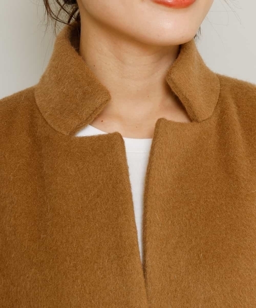 a.v.v（アーヴェヴェ）の「【a.v.v Charme】スタンドカラーシャギーロングコート（ピーコート・レディース・サンドベージュ・38/40/36）」の9枚目の写真