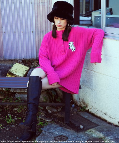 BACK TO THE FIELD(バック トゥー ザ フィールド)の「【MLB】ニットチュニックロゴワンピース(ワンピース・レディース・ピンク/ライトグレー/ネイビー・FREE)」の4枚目の写真