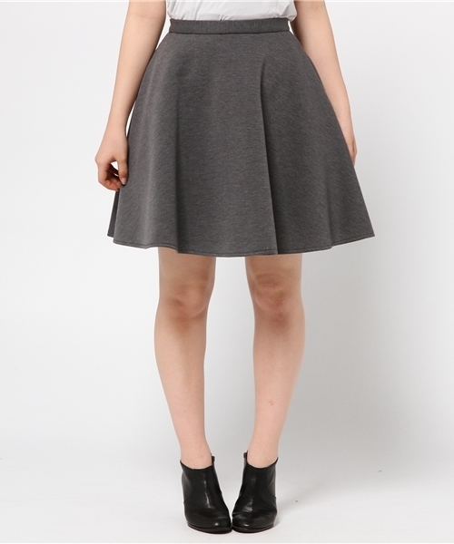 ELFORBR（エルフォーブル）の「ボンディングサーキュラースカート（スカート・レディース・グレー/ネイビー・38/36）」の2枚目の写真