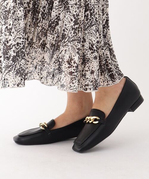 OPAQUE.CLIP(オペークドットクリップ)の「◆スクエアトゥチェーンフラットローファー(その他シューズ・レディース・ブラック/オフホワイト・02/03)」の3枚目の写真