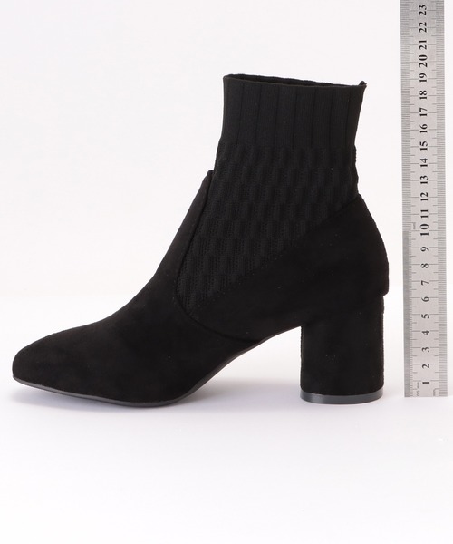 Lace Ladies(レースレディース)の「リブニット チャンキーヒール ソックスブーツ(ブーツ・レディース・ブラック/アイボリー・22.5/25/24.5/23/24/23.5)」の21枚目の写真