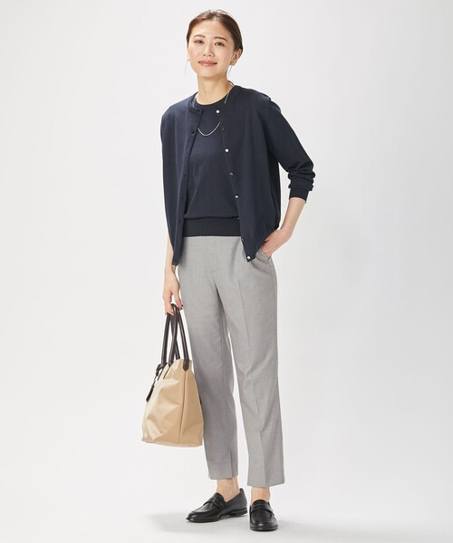J.PRESS(ジェイプレス)の「【洗える】T/Rシャークスキン テーパード パンツ(その他パンツ・レディース・ライトグレー系/ピンク系/ダルブルー系・T13/T15/T17)」の20枚目の写真