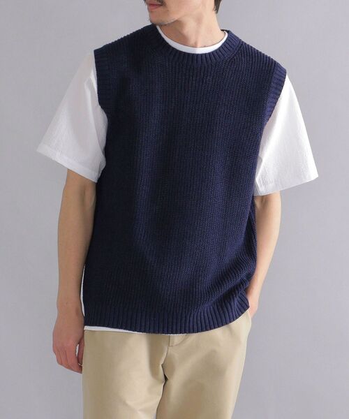 SHIPS(シップス)の「SHIPS: 7ゲージ リネン/コットン ミックスヤーン ニットベスト(ベスト・メンズ・ベージュ/ネイビー/グレー・SMALL/MEDIUM/LARGE)」の3枚目の写真