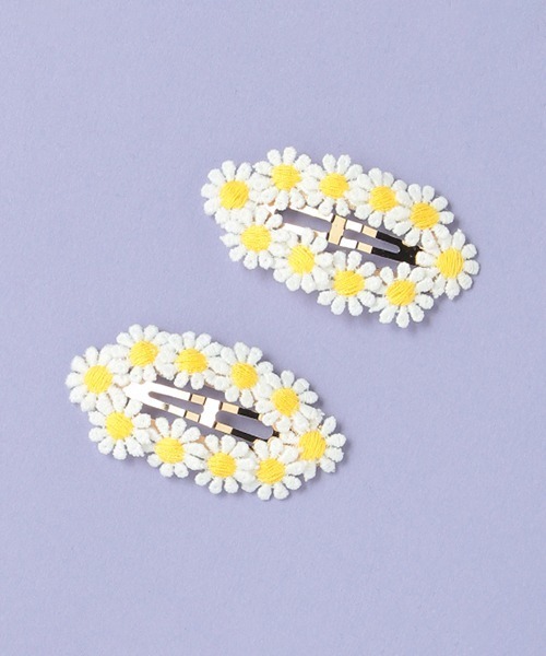 by LOVEiT(バイラビット)の「マーガレットピン(2個SET)(ヘアピン・キッズ・イエロー・FREE)」の1枚目の写真