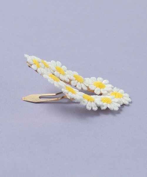 by LOVEiT(バイラビット)の「マーガレットピン(2個SET)(ヘアピン・キッズ・イエロー・FREE)」の4枚目の写真