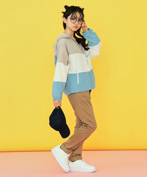 Lee(リー)の「【120-160cm】キッズ アスレチックシェルパーカ / ウィンドブレーカー(セットアップ対応)(マウンテンパーカー・キッズ・パープル系その他/チャコールグレー/ベージュ系その他/レッド系その他・120/160/140)」の20枚目の写真