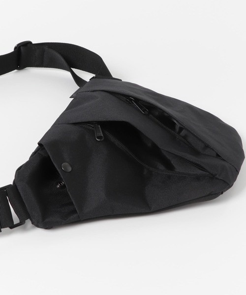 S.M.L（サムシング・ミッシング・イン・ライフ）の「『別注』S.M.L.×DOORS　ボディバッグ（ショルダーバッグ・メンズ・ベージュ系その他/グリーン/ブラック・ONE）」の15枚目の写真