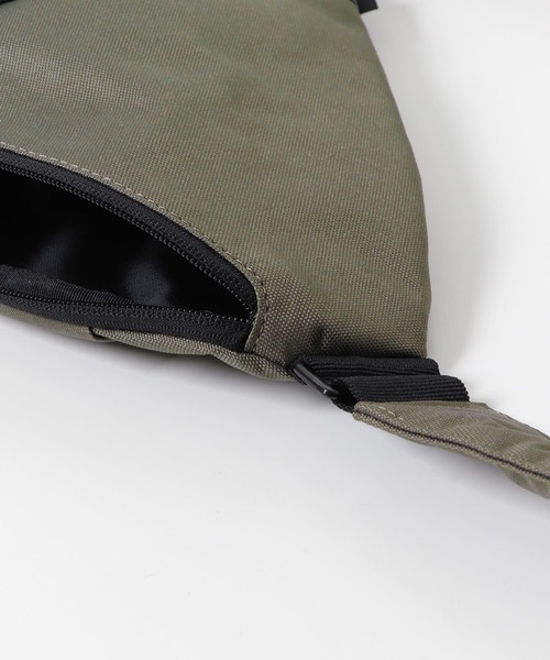 S.M.L（サムシング・ミッシング・イン・ライフ）の「『別注』S.M.L.×DOORS　ボディバッグ（ショルダーバッグ・メンズ・ベージュ系その他/グリーン/ブラック・ONE）」の12枚目の写真