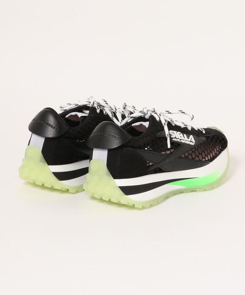 STELLA McCARTNEY(ステラマッカートニー)の「RECLYPSE MESH SNEAKER / リクリプス メッシュスニーカー(スニーカー・レディース・ブラック×ホワイト・36/37)」の5枚目の写真
