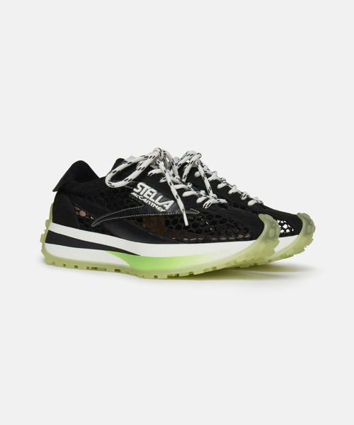 STELLA McCARTNEY(ステラマッカートニー)の「RECLYPSE MESH SNEAKER / リクリプス メッシュスニーカー(スニーカー・レディース・ブラック×ホワイト・36/37)」の3枚目の写真