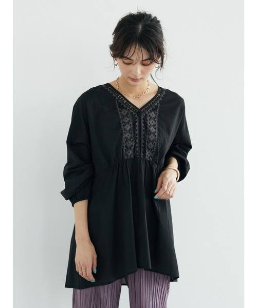 CRAFT STANDARD BOUTIQUE(クラフトスタンダードブティック)の「ネックフロント刺繍チュニック *◆(シャツ/ブラウス・レディース・オフホワイト/ブラック・FREE)」の21枚目の写真