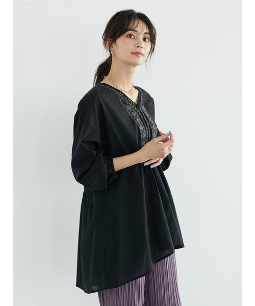 CRAFT STANDARD BOUTIQUE(クラフトスタンダードブティック)の「ネックフロント刺繍チュニック *◆(シャツ/ブラウス・レディース・オフホワイト/ブラック・FREE)」の22枚目の写真