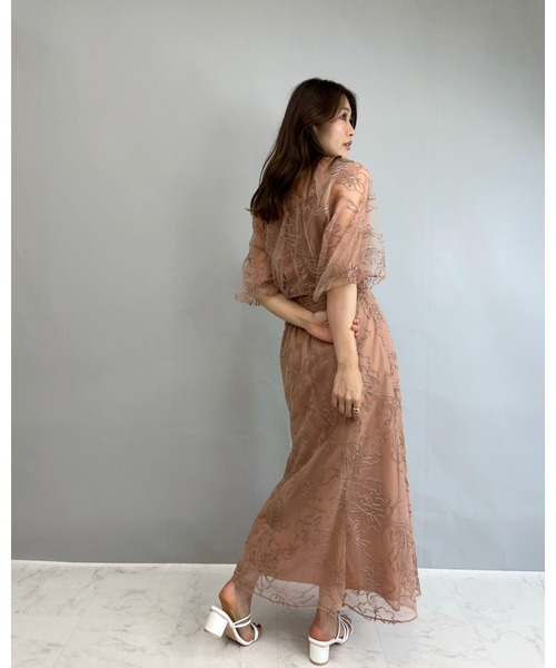 Brownie(ブラウニー)の「Brownie インナーSET フラワーチュール バルーンシアーブラウス(シャツ/ブラウス・レディース・ブラック/ブラウン/アイボリー/グレイッシュブルー・FREE)」の6枚目の写真