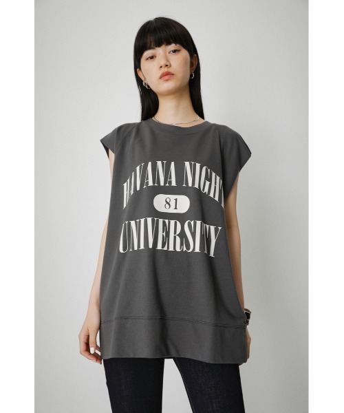 AZUL by moussy（アズールバイマウジー）の「COLLEGE PRINT SLEEVELESS TOPS/カレッジプリントスリーブレストップス（タンクトップ・レディース・チャコールグレー/ベージュ/杢グレー・FREE）」の8枚目の写真