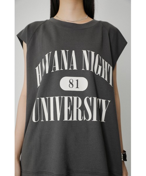 AZUL by moussy（アズールバイマウジー）の「COLLEGE PRINT SLEEVELESS TOPS/カレッジプリントスリーブレストップス（タンクトップ・レディース・チャコールグレー/ベージュ/杢グレー・FREE）」の11枚目の写真