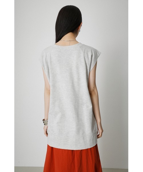 AZUL by moussy（アズールバイマウジー）の「COLLEGE PRINT SLEEVELESS TOPS/カレッジプリントスリーブレストップス（タンクトップ・レディース・チャコールグレー/ベージュ/杢グレー・FREE）」の19枚目の写真