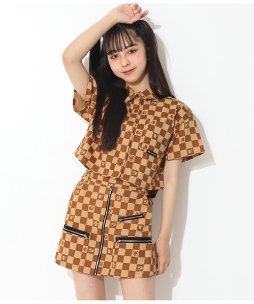 ANAP GiRL(アナップガール)の「モチーフチェッカー柄ショートシャツ【セットアップ着用可】(シャツ/ブラウス・キッズ・ベージュ/グリーン・S/M/XS)」の14枚目の写真