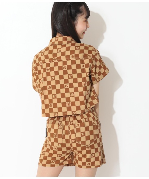 ANAP GiRL(アナップガール)の「モチーフチェッカー柄ショートシャツ【セットアップ着用可】(シャツ/ブラウス・キッズ・ベージュ/グリーン・S/M/XS)」の12枚目の写真