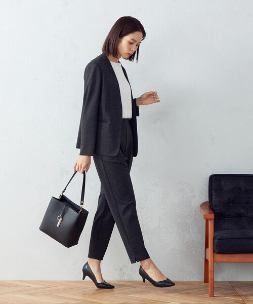 MONO　COMME CA（モノコムサ）の「ロゴプレートミニバッグ（ハンドバッグ・レディース・ブラック/モカ/グレイッシュベージュ・FREE）」の10枚目の写真