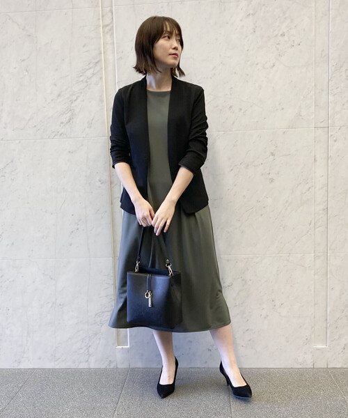 MONO　COMME CA（モノコムサ）の「ロゴプレートミニバッグ（ハンドバッグ・レディース・ブラック/モカ/グレイッシュベージュ・FREE）」の11枚目の写真