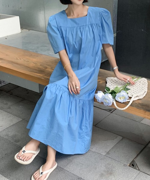 FREE STYLISTS(フリー スタイリスト)の「スクエアネック マキシ丈ワンピース(ワンピース・レディース・ブラック/ブルー/ラベンダー/ベージュ/ミント・FREE)」の21枚目の写真