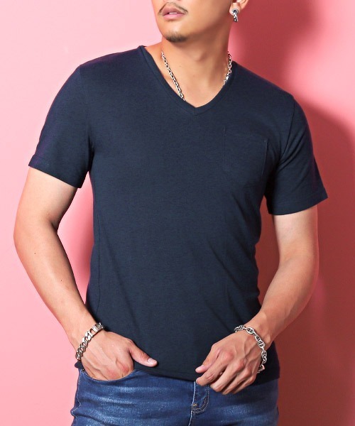 LUXSTYLE(ラグスタイル)の「無地ポケット付きVネック半袖Tシャツ(Tシャツ/カットソー・メンズ・ブラック/ネイビー/グレー/イエロー系その他/ライトピンク/ホワイト/ピンク系その他/カーキ・L/M/XL)」の1枚目の写真