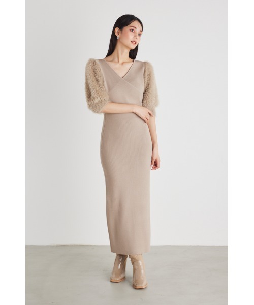 rienda(リエンダ)の「2WAYショルダーシャギータイトニットワンピース(ワンピース・レディース・ブラック/ベージュ/ライトグリーン・FREE)」の9枚目の写真