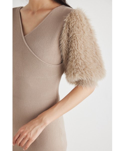 rienda(リエンダ)の「2WAYショルダーシャギータイトニットワンピース(ワンピース・レディース・ブラック/ベージュ/ライトグリーン・FREE)」の14枚目の写真