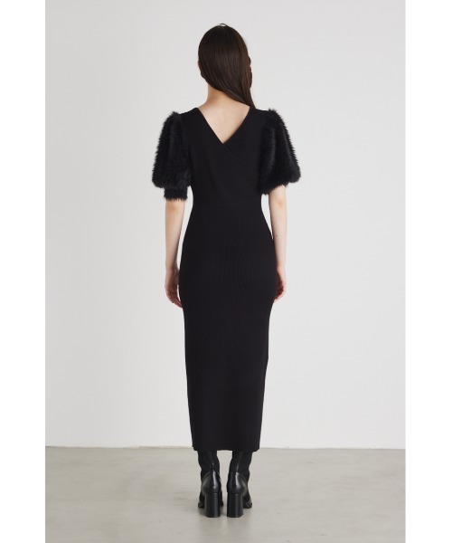 rienda(リエンダ)の「2WAYショルダーシャギータイトニットワンピース(ワンピース・レディース・ブラック/ベージュ/ライトグリーン・FREE)」の22枚目の写真