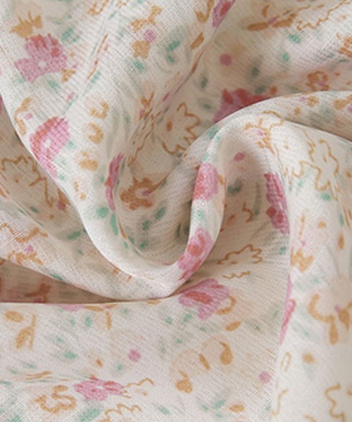 SONA（ソナ）の「SONYUNARA フラワースクエアネック半袖ミニワンピース（ワンピース・レディース・ピンク/パープル・FREE）」の5枚目の写真