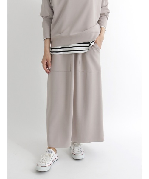 Samansa Mos2 blue(サマンサモスモスブルー)の「カットタイトスカート【セットアップ可】(スカート・レディース・ブラック/ブラウン/グレー/グリーン・フリ-)」の3枚目の写真