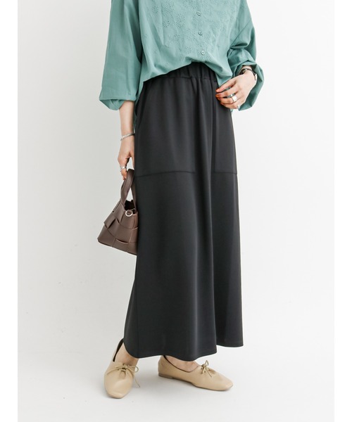 Samansa Mos2 blue(サマンサモスモスブルー)の「カットタイトスカート【セットアップ可】(スカート・レディース・ブラック/ブラウン/グレー/グリーン・フリ-)」の2枚目の写真