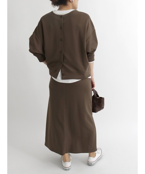 Samansa Mos2 blue(サマンサモスモスブルー)の「カットタイトスカート【セットアップ可】(スカート・レディース・ブラック/ブラウン/グレー/グリーン・フリ-)」の17枚目の写真