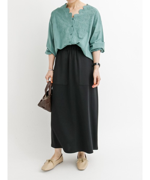 Samansa Mos2 blue(サマンサモスモスブルー)の「カットタイトスカート【セットアップ可】(スカート・レディース・ブラック/ブラウン/グレー/グリーン・フリ-)」の8枚目の写真
